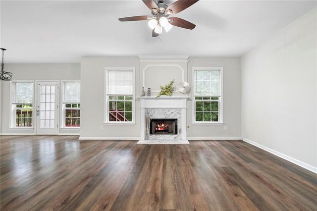 5525 Shepherds Pond, Alpharetta, GA 30004