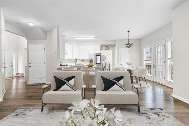 5525 Shepherds Pond, Alpharetta, GA 30004
