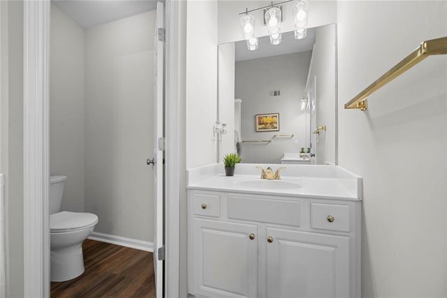 5525 Shepherds Pond, Alpharetta, GA 30004