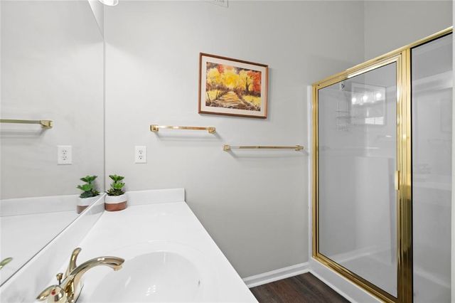 5525 Shepherds Pond, Alpharetta, GA 30004