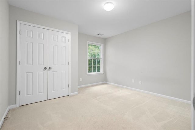 5525 Shepherds Pond, Alpharetta, GA 30004