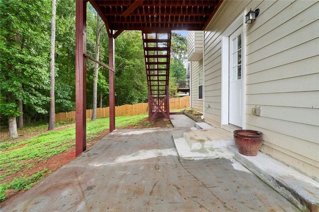 5525 Shepherds Pond, Alpharetta, GA 30004