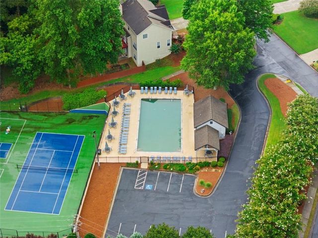 5525 Shepherds Pond, Alpharetta, GA 30004