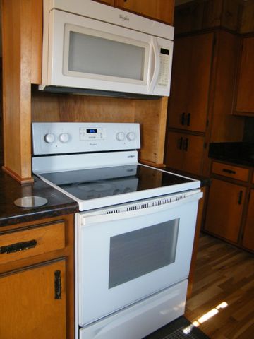 4448 Akersville Rd, Lafayette, TN 37083