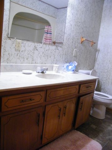 4448 Akersville Rd, Lafayette, TN 37083