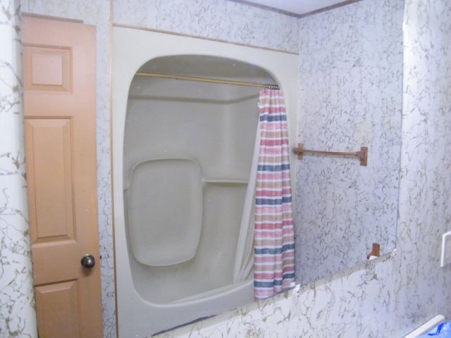4448 Akersville Rd, Lafayette, TN 37083