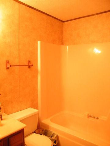 4448 Akersville Rd, Lafayette, TN 37083