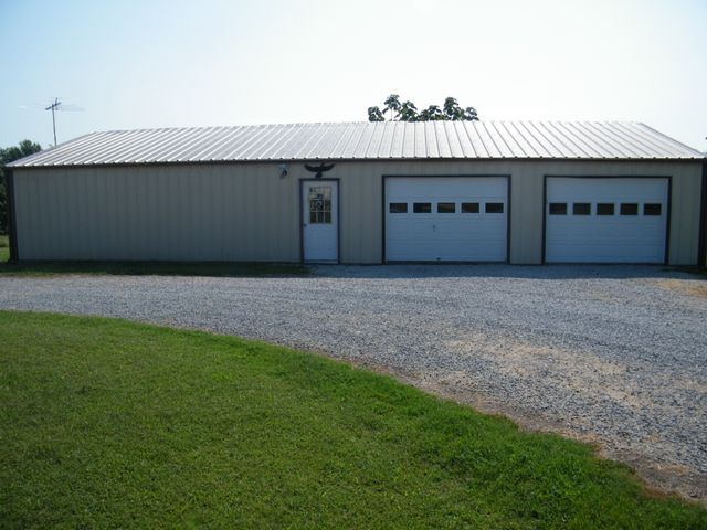 4448 Akersville Rd, Lafayette, TN 37083