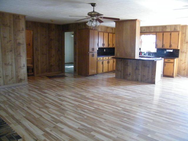 4448 Akersville Rd, Lafayette, TN 37083