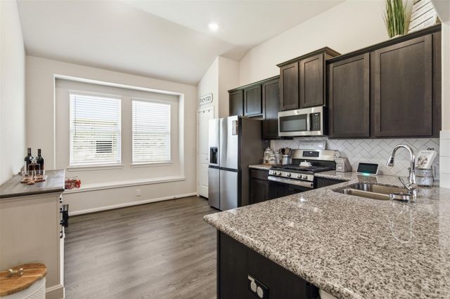 611 Walnut Branch Drive, Baytown, TX 77523