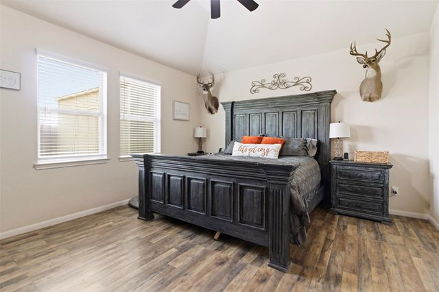 611 Walnut Branch Drive, Baytown, TX 77523