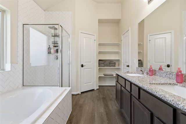 611 Walnut Branch Drive, Baytown, TX 77523