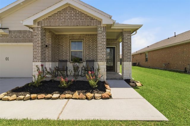 611 Walnut Branch Drive, Baytown, TX 77523