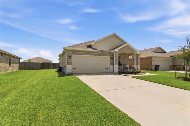 611 Walnut Branch Drive, Baytown, TX 77523