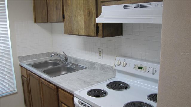 5116 TEMPLE HEIGHTS ROAD A, Tampa, FL 33617