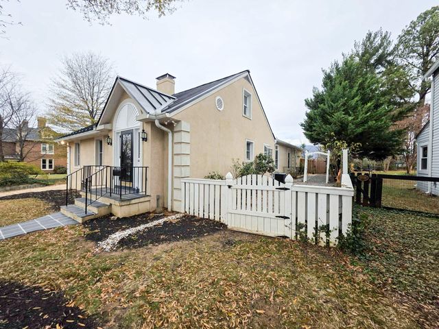 801 Virginia AVE, Salem, VA 24153