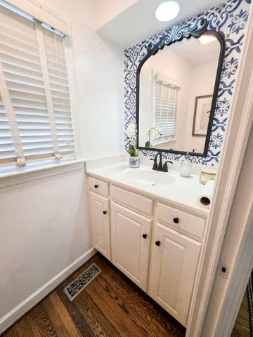 801 Virginia AVE, Salem, VA 24153