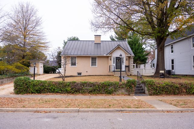 801 Virginia AVE, Salem, VA 24153