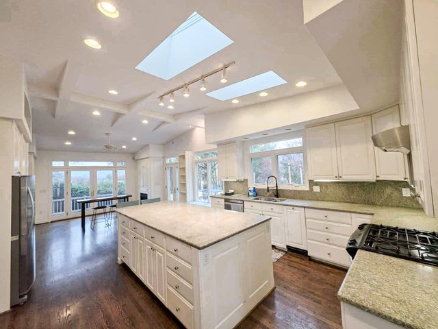 801 Virginia AVE, Salem, VA 24153