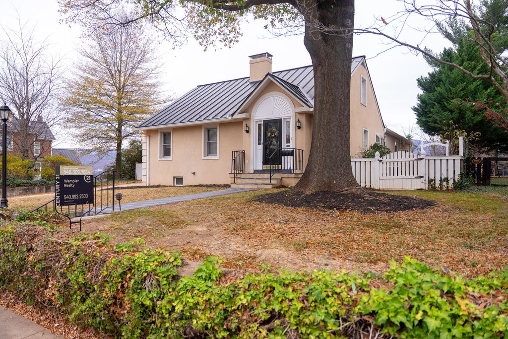 801 Virginia AVE, Salem, VA 24153