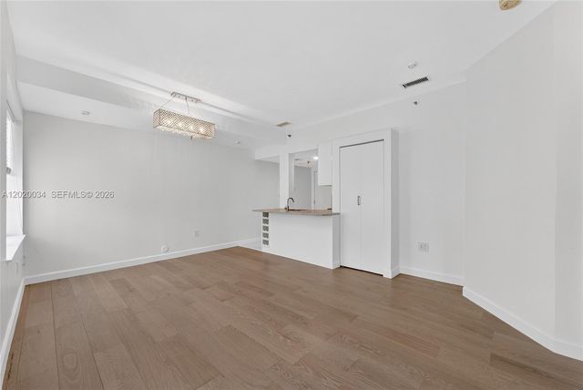 1242 Drexel Ave 103, Miami Beach, FL 33139