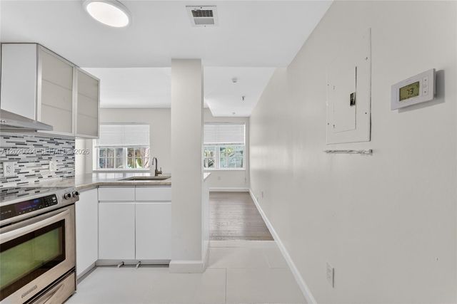 1242 Drexel Ave 103, Miami Beach, FL 33139