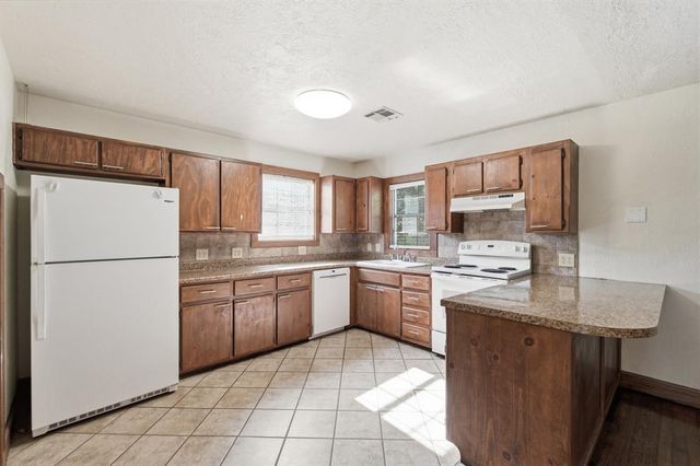 751 Iowa Street, Norman, OK 73069