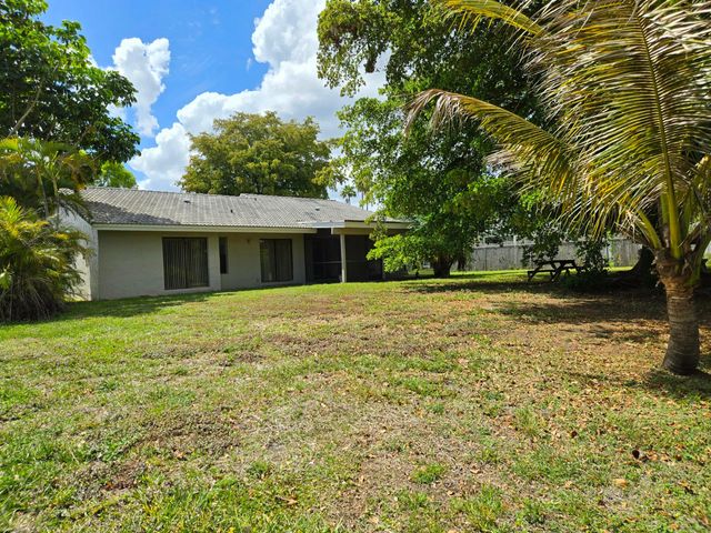 3921 NW 114th Avenue, Coral Springs, FL 33065
