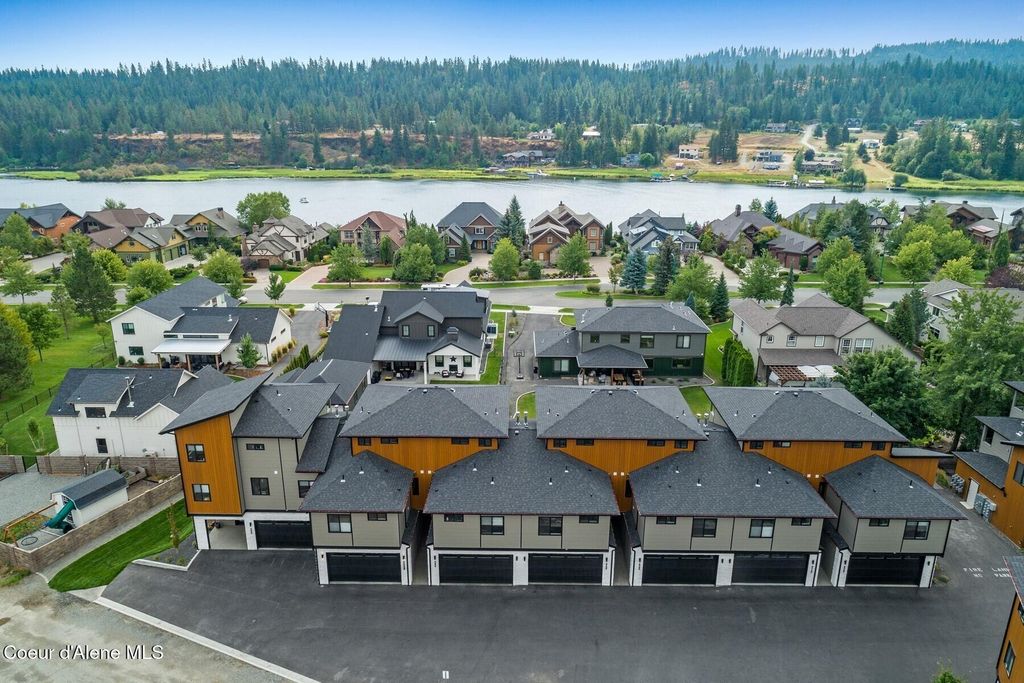 4720 W Kona Dr, Coeur D'alene, ID 83814
