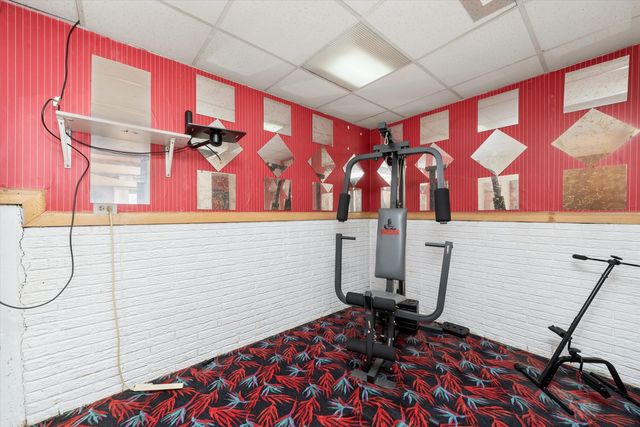 943 E 164th Court, South Holland, IL 60473