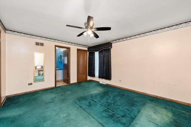 943 E 164th Court, South Holland, IL 60473