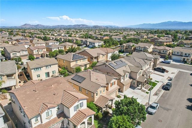 6562 Crescendo Court, Eastvale, CA 92880