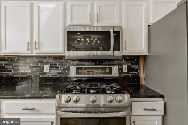 2033 GERMANDER WAY, Woodbridge, VA 22192