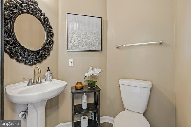 2033 GERMANDER WAY, Woodbridge, VA 22192