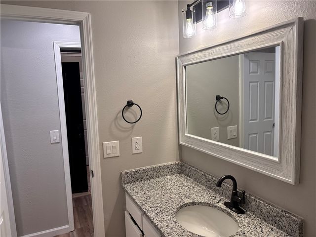 3402 W Center Street, Rogers, AR 72756