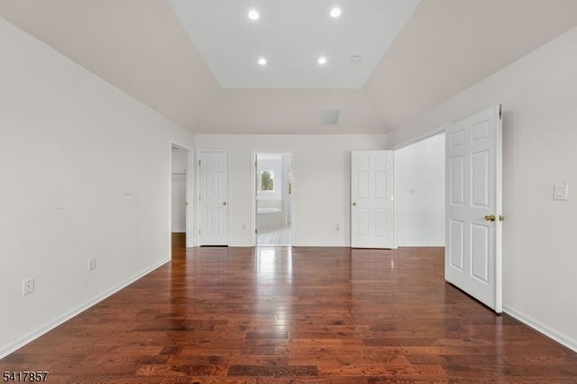 6 Tamzen Ter, Washington Twp., NJ 07882