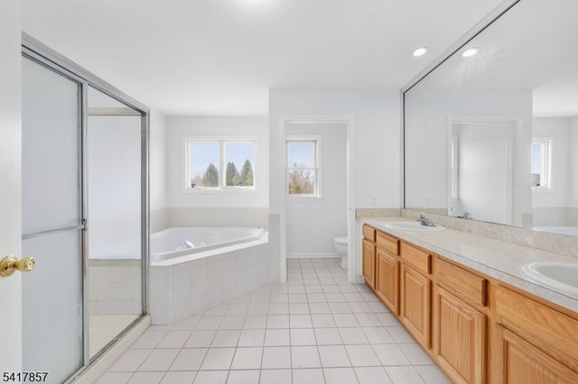 6 Tamzen Ter, Washington Twp., NJ 07882