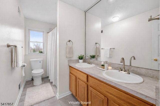 6 Tamzen Ter, Washington Twp., NJ 07882