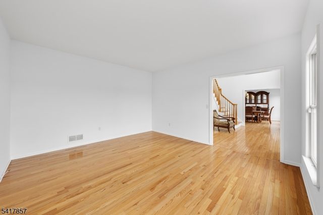 6 Tamzen Ter, Washington Twp., NJ 07882