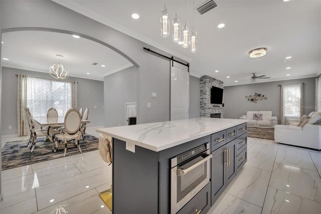 7618 16TH COURT, Sarasota, FL 34243