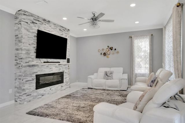 7618 16TH COURT, Sarasota, FL 34243