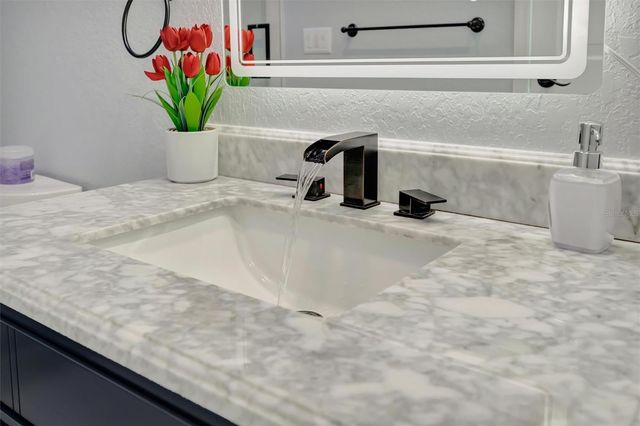 7618 16TH COURT, Sarasota, FL 34243