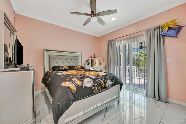 7618 16TH COURT, Sarasota, FL 34243