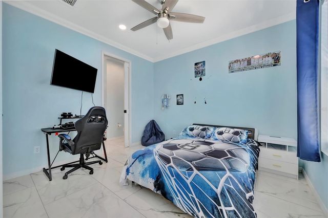 7618 16TH COURT, Sarasota, FL 34243