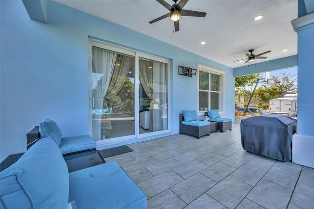 7618 16TH COURT, Sarasota, FL 34243