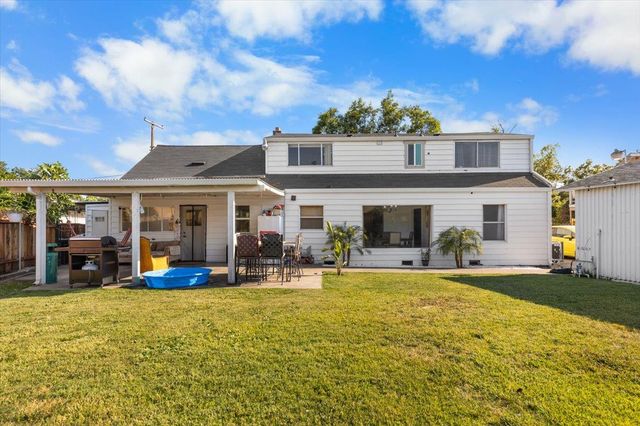 2013 Verano St, Sacramento, CA 95838