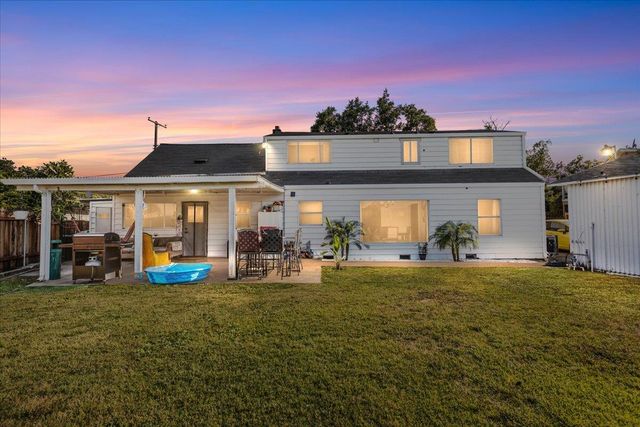 2013 Verano St, Sacramento, CA 95838