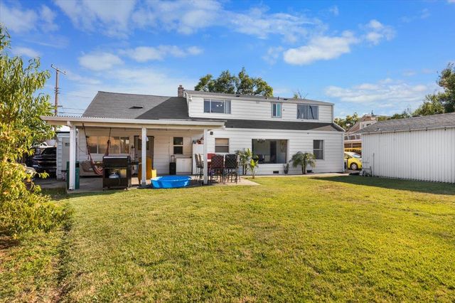 2013 Verano St, Sacramento, CA 95838