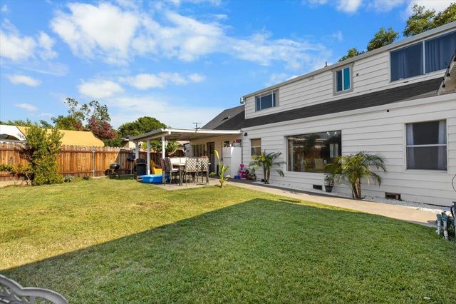 2013 Verano St, Sacramento, CA 95838