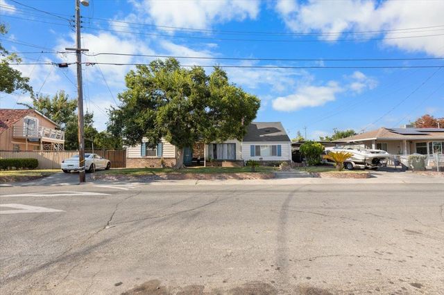 2013 Verano St, Sacramento, CA 95838